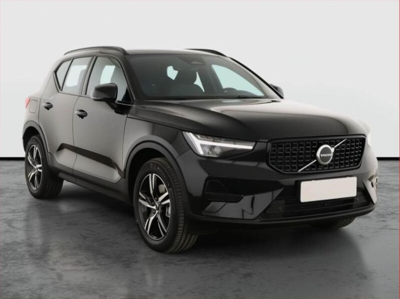 Volvo XC40 - hlavní foto