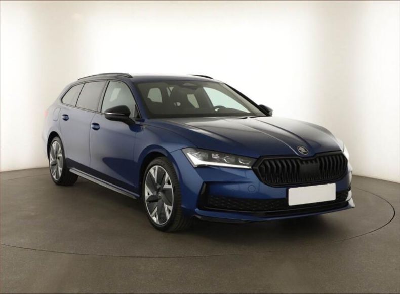 Škoda Superb - hlavní foto