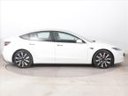 Tesla Model 3 - fotka číslo 5