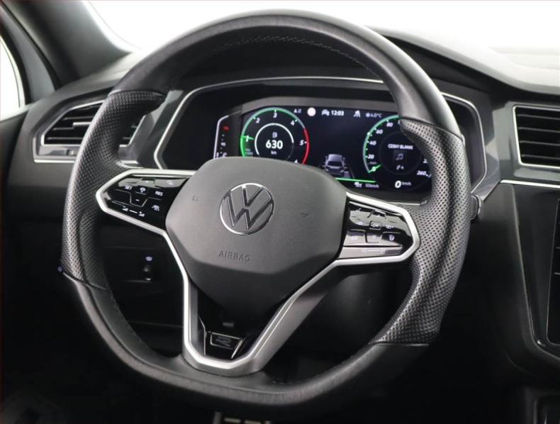 Volkswagen Tiguan - hlavní fotka