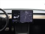 Tesla Model 3 - fotka číslo 10