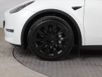 Tesla Model Y - fotka číslo 14