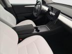 Tesla Model Y - fotka číslo 8