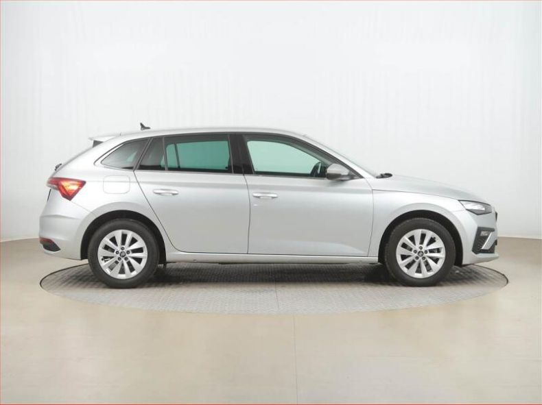 Škoda Scala - hlavní fotka