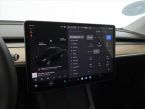 Tesla Model Y - fotka číslo 19