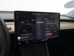 Tesla Model Y - fotka číslo 21