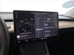 Tesla Model Y - fotka číslo 25