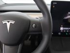 Tesla Model Y - fotka číslo 30