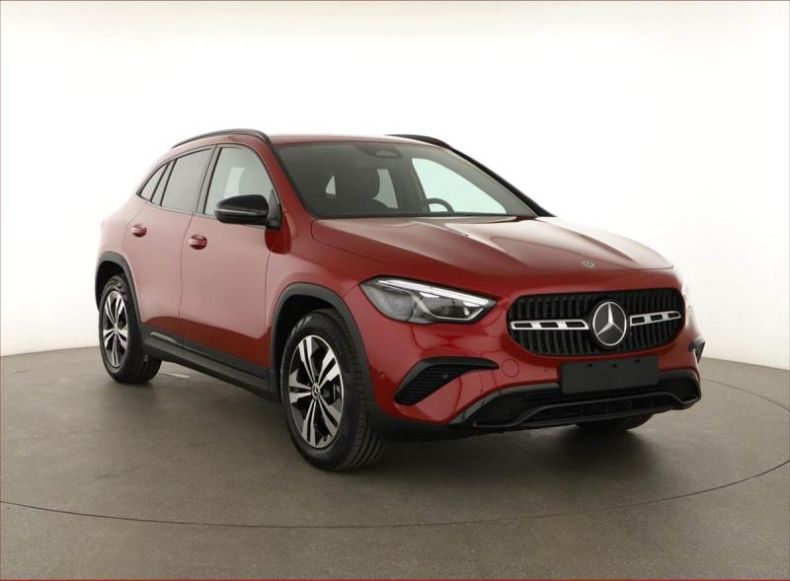 Mercedes Třída GLA - hlavní foto