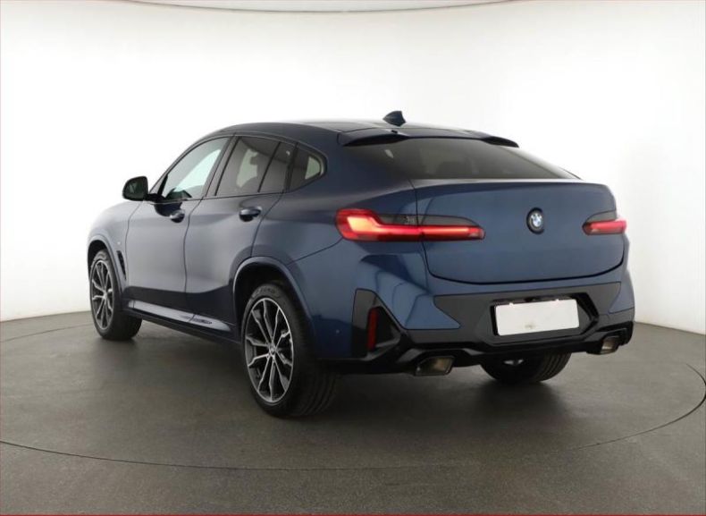 BMW X4 - hlavní fotka