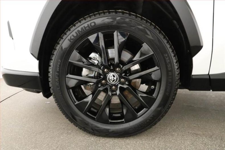 Toyota RAV 4 - hlavní fotka