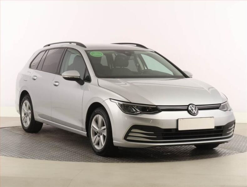 Volkswagen Golf - hlavní foto