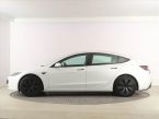 Tesla Model 3 - fotka číslo 2