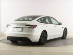 Tesla Model 3 - fotka číslo 4