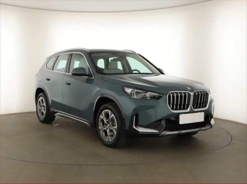 BMW X1 - hlavní foto