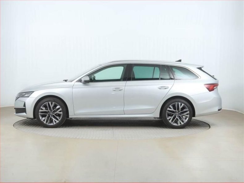 Škoda Octavia - hlavní fotka