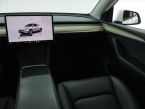 Tesla Model Y - fotka číslo 7