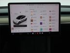 Tesla Model Y - fotka číslo 15