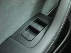 Tesla Model Y - fotka číslo 17