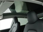 Tesla Model Y - fotka číslo 19