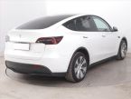 Tesla Model Y - fotka číslo 4