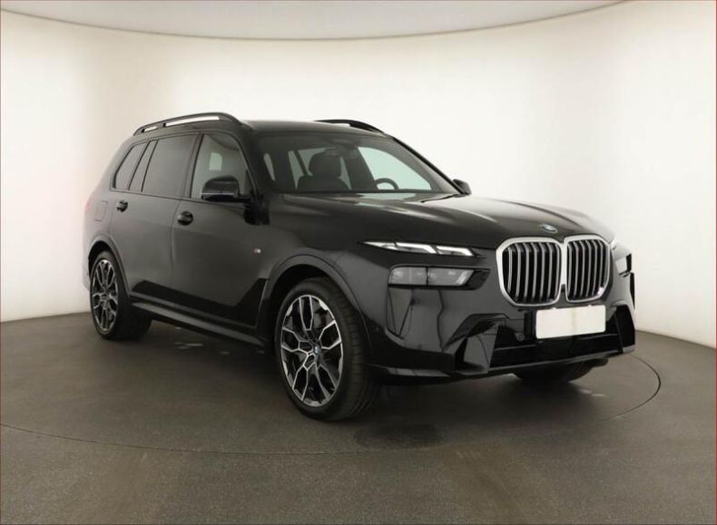 BMW X7 - hlavní foto