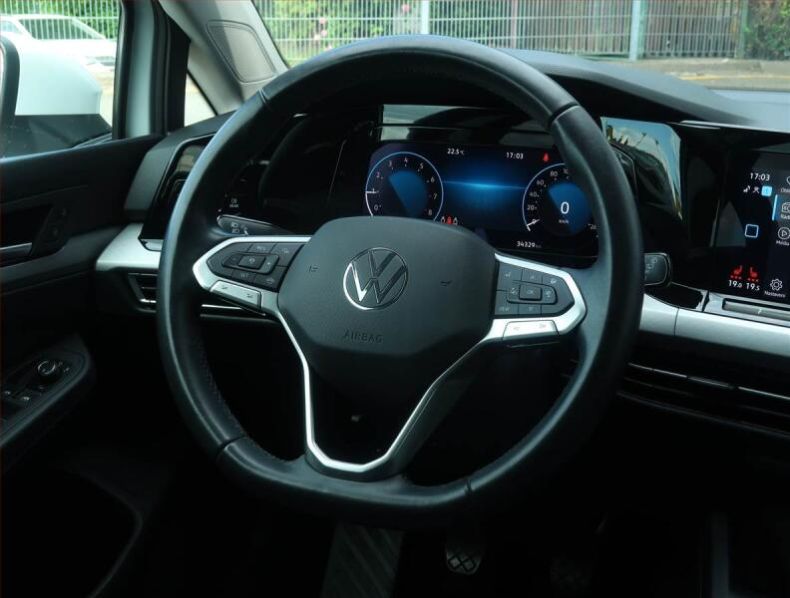 Volkswagen Golf - hlavní fotka