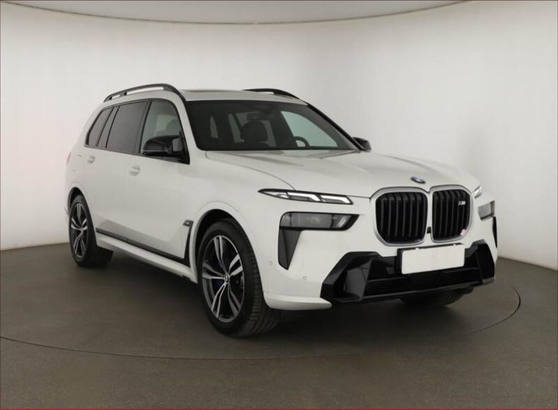 BMW X7 - hlavní foto