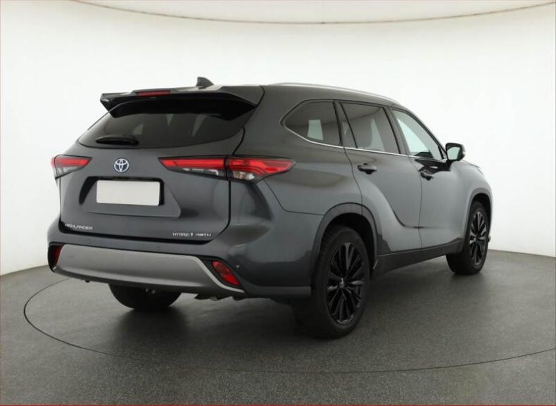 Toyota Highlander - hlavní fotka