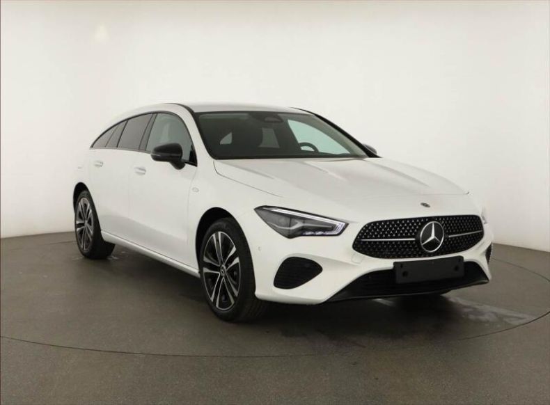 Mercedes Třída CLA - hlavní foto