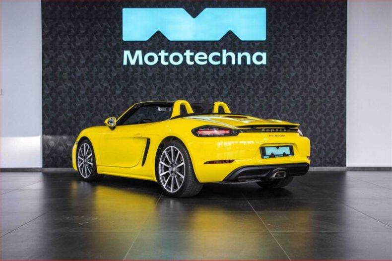 Porsche Boxster - hlavní fotka
