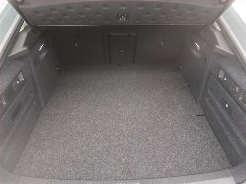 Škoda Superb - hlavní fotka