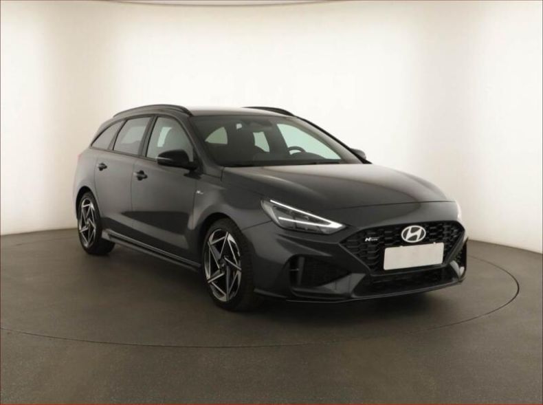 Hyundai i30 - hlavní foto