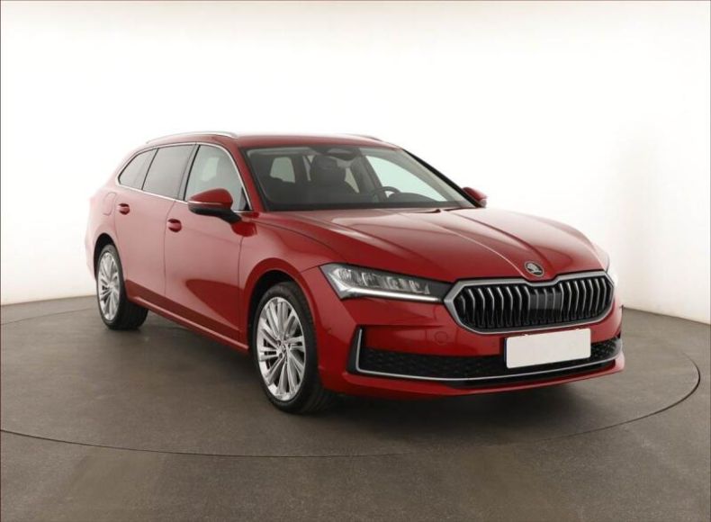 Škoda Superb - hlavní foto