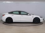 Tesla Model 3 - fotka číslo 5