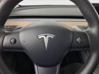 Tesla Model Y - fotka číslo 14