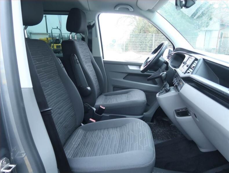 Volkswagen Caravelle - hlavní fotka