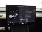 Tesla Model 3 - fotka číslo 24