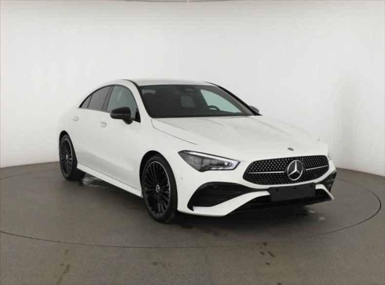 Mercedes Třída CLA - hlavní foto