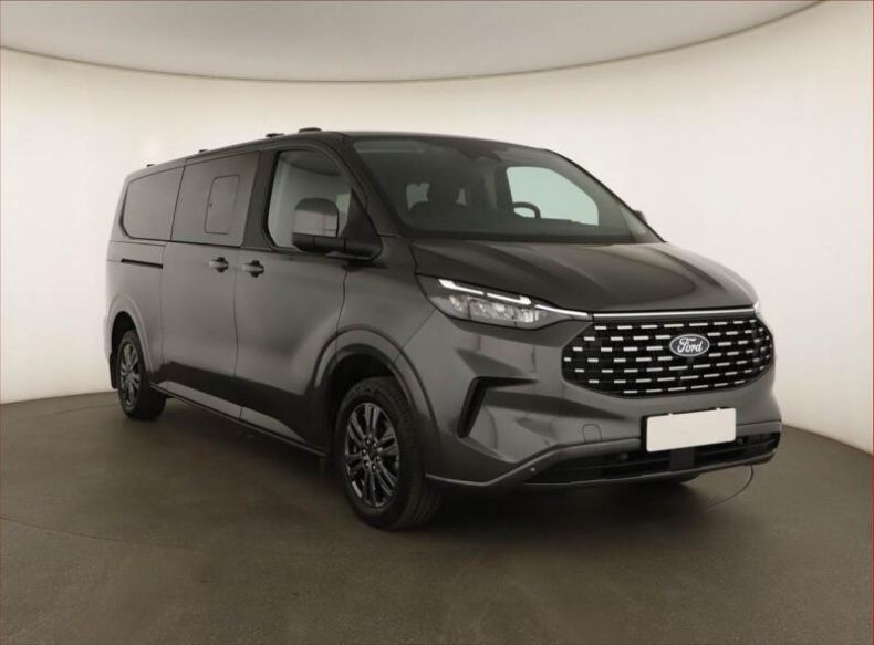 Ford Tourneo - hlavní foto