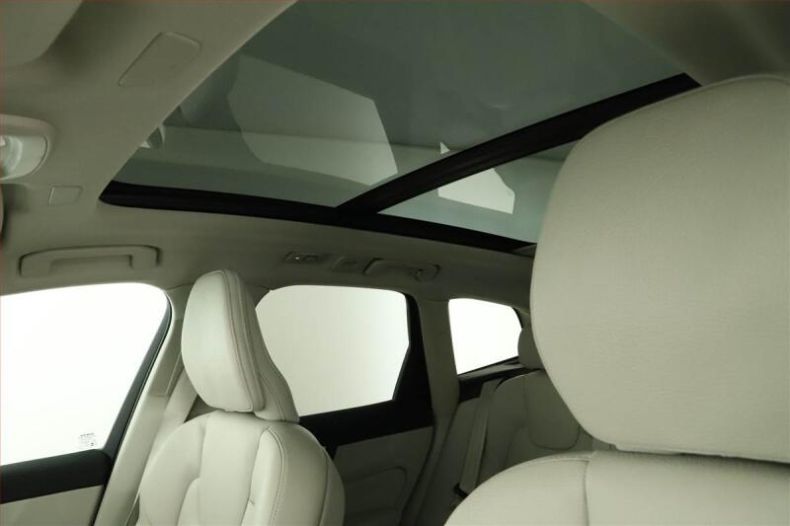 Volvo XC60 - hlavní fotka