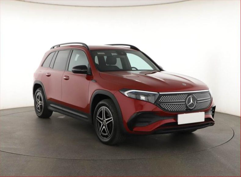 Mercedes EQB - hlavní foto