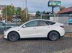Tesla Model Y - fotka číslo 2