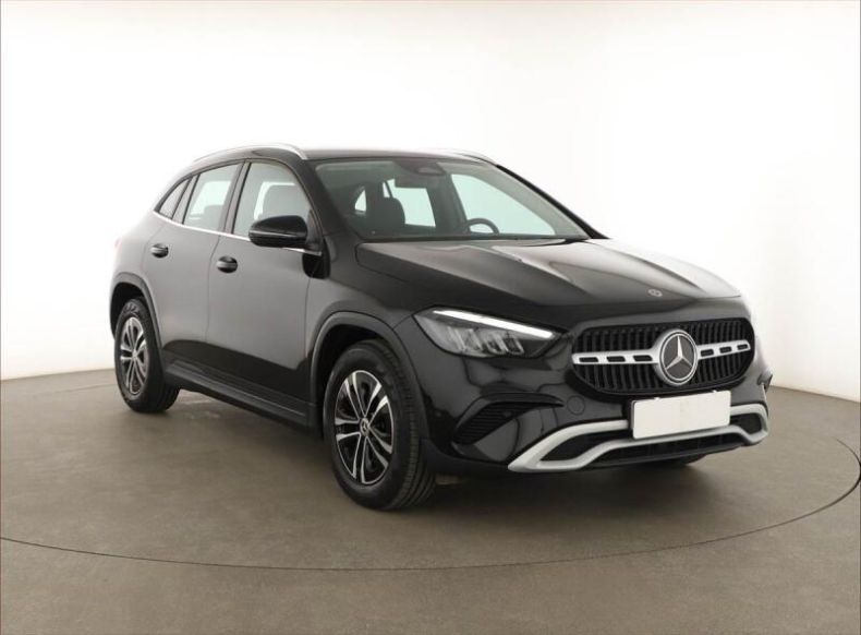 Mercedes Třída GLA - hlavní foto