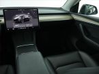Tesla Model Y - fotka číslo 7