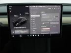 Tesla Model Y - fotka číslo 10