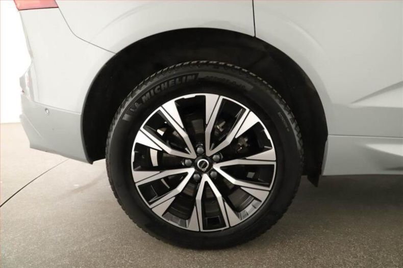 Volvo XC60 - hlavní fotka