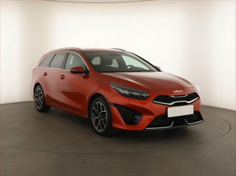 Kia Cee'd - hlavní foto