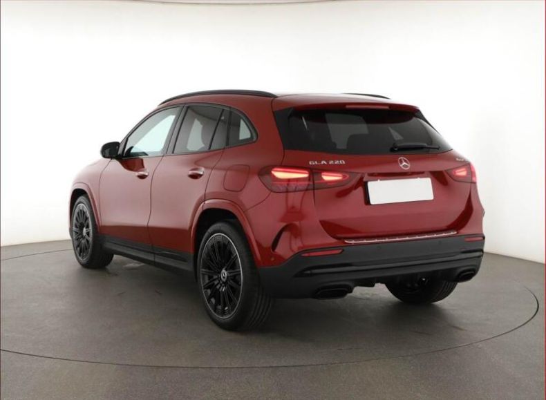 Mercedes Třída GLA - hlavní fotka