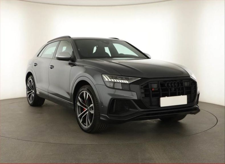 Audi Q8 - hlavní foto
